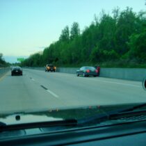Mutual aid on the shoulder